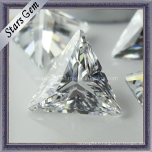 Bling Bling brillant blanc clair Tringle Forme Synthetic Diamond Cubic Zirconia pour bijoux